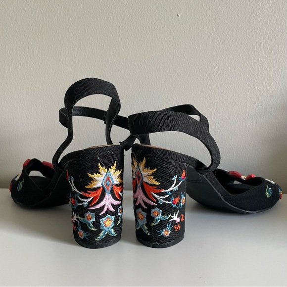 Rampage Beaded and Embroidered Black Block Sandal Heel - Picture 6 of 6